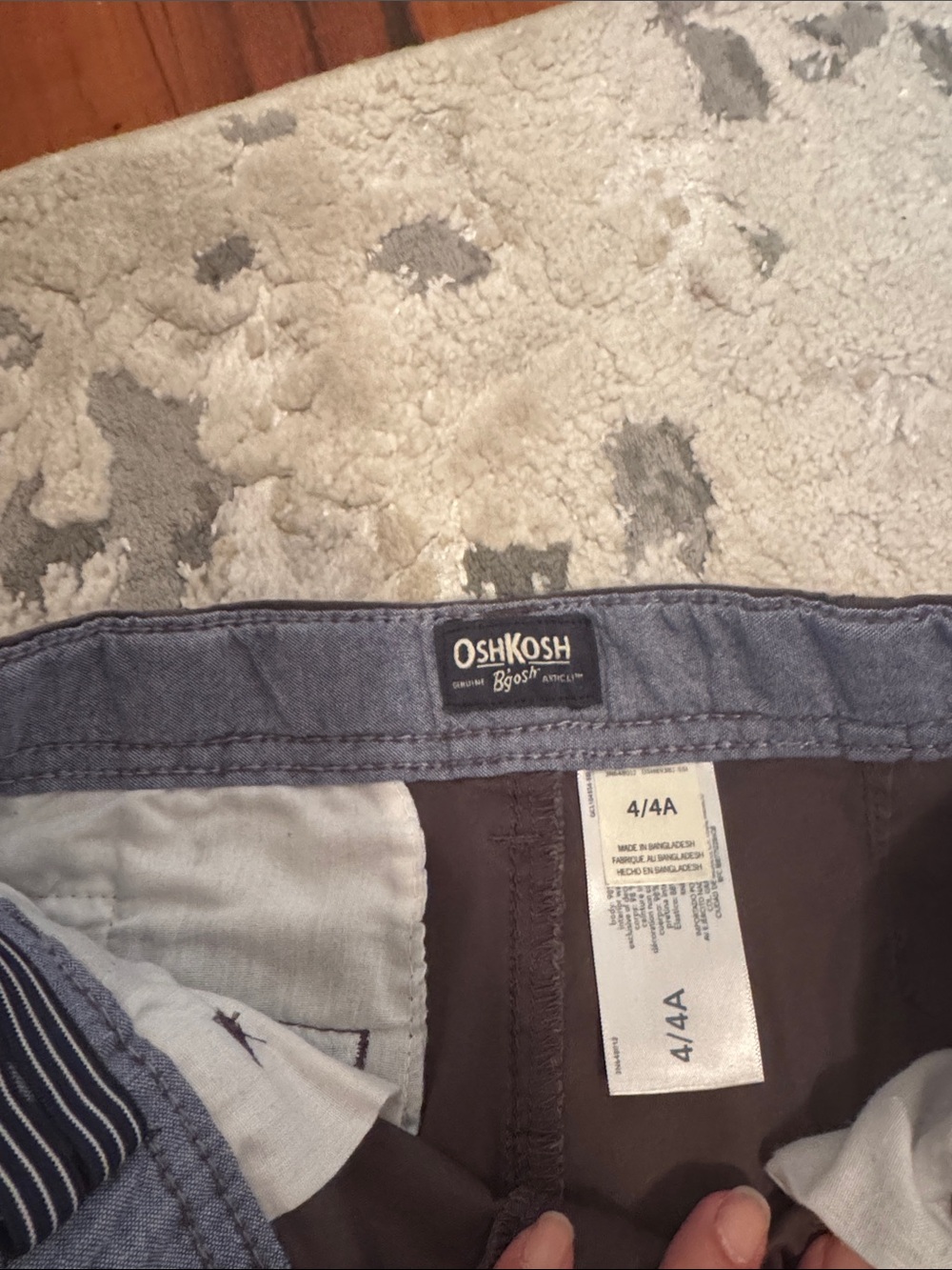 Oshkosh size 4